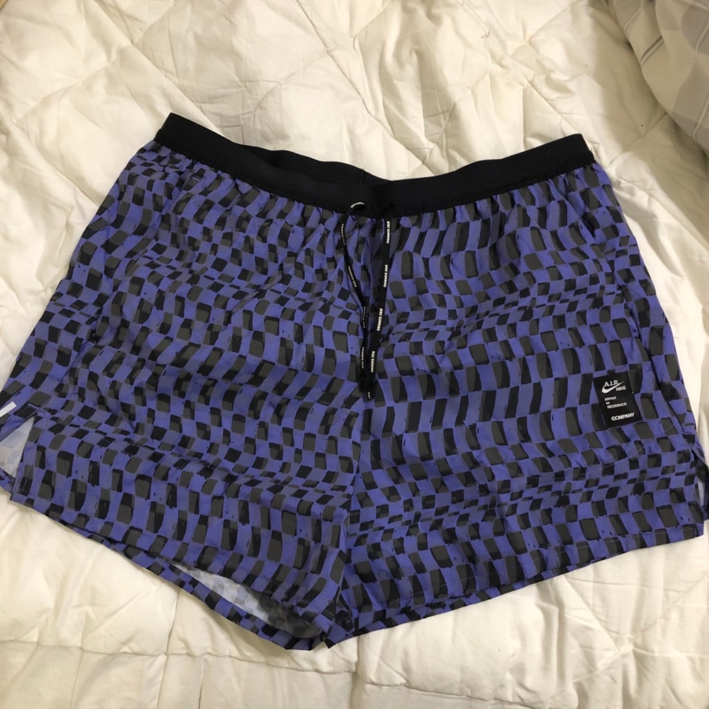 NIKE shorts (men’s)